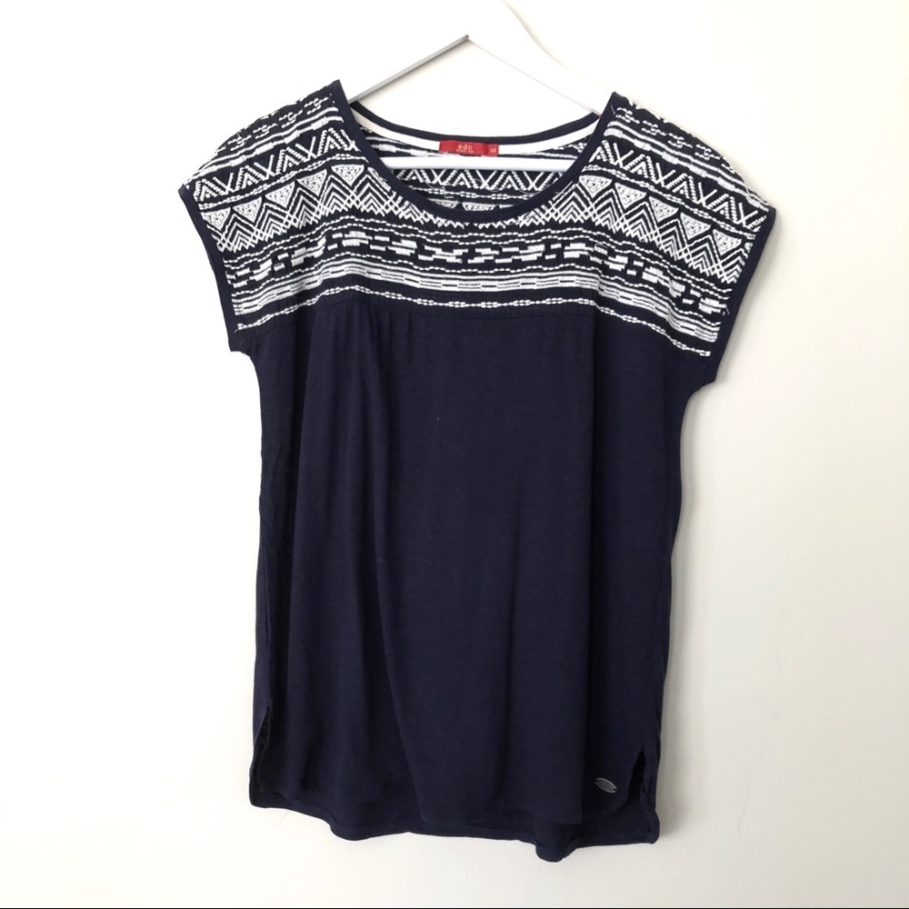 ESPRIT Aztec Embroidered Cotton Blend Cap Sleeve Tee Top Navy White Sz XS - Picture 6 of 10